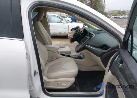 2018 Lincoln Mkc Select z USA, uszkodzony, nr VIN 5LMCJ2C95JUL12964